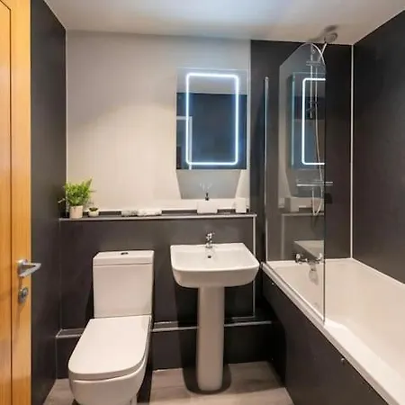 *Luxury Apartment 2Min From City Carlisle  Exterior photo