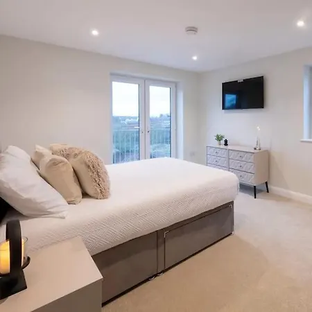 *Luxury Apartment 2Min From City Carlisle  Exterior photo
