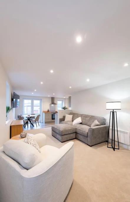 *luxury 2min From Apartment